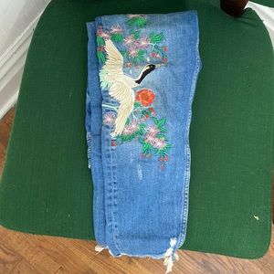 EUC embroidered Zara jeans